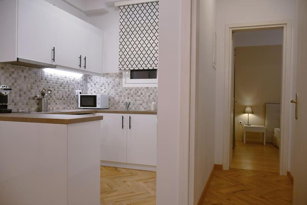 Flat Near Acropolis Hill Apartamento Atenas Exterior foto